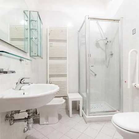 Masini 56, Apartment
